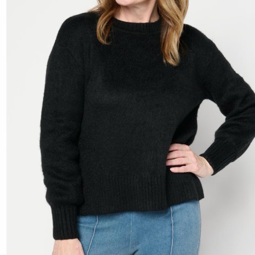🔥SALE🔥NWT Christian Siriano Black Crew Neck Balloon Sleeve Sweater
